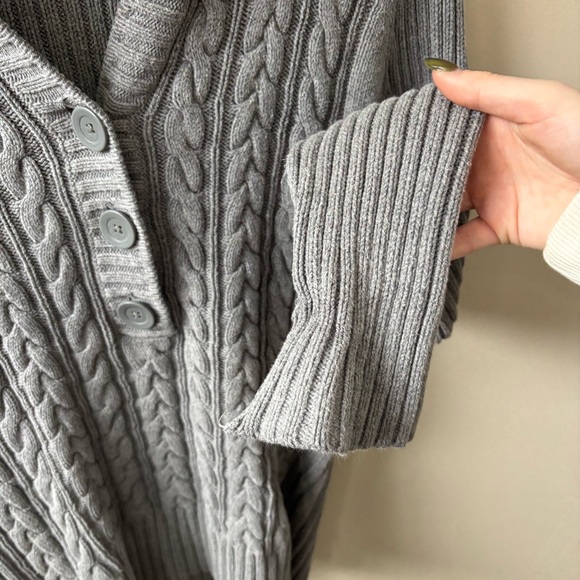 Jones New York Gray Hooded Cable Knit Sweater - Picture 2 of 7